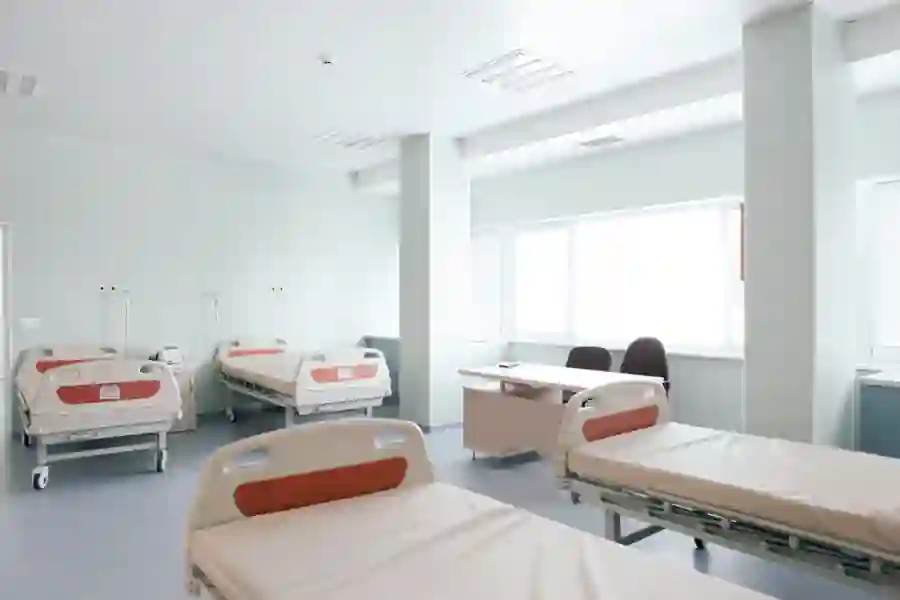Modern hospital suite interior design for patient comfort in Oman